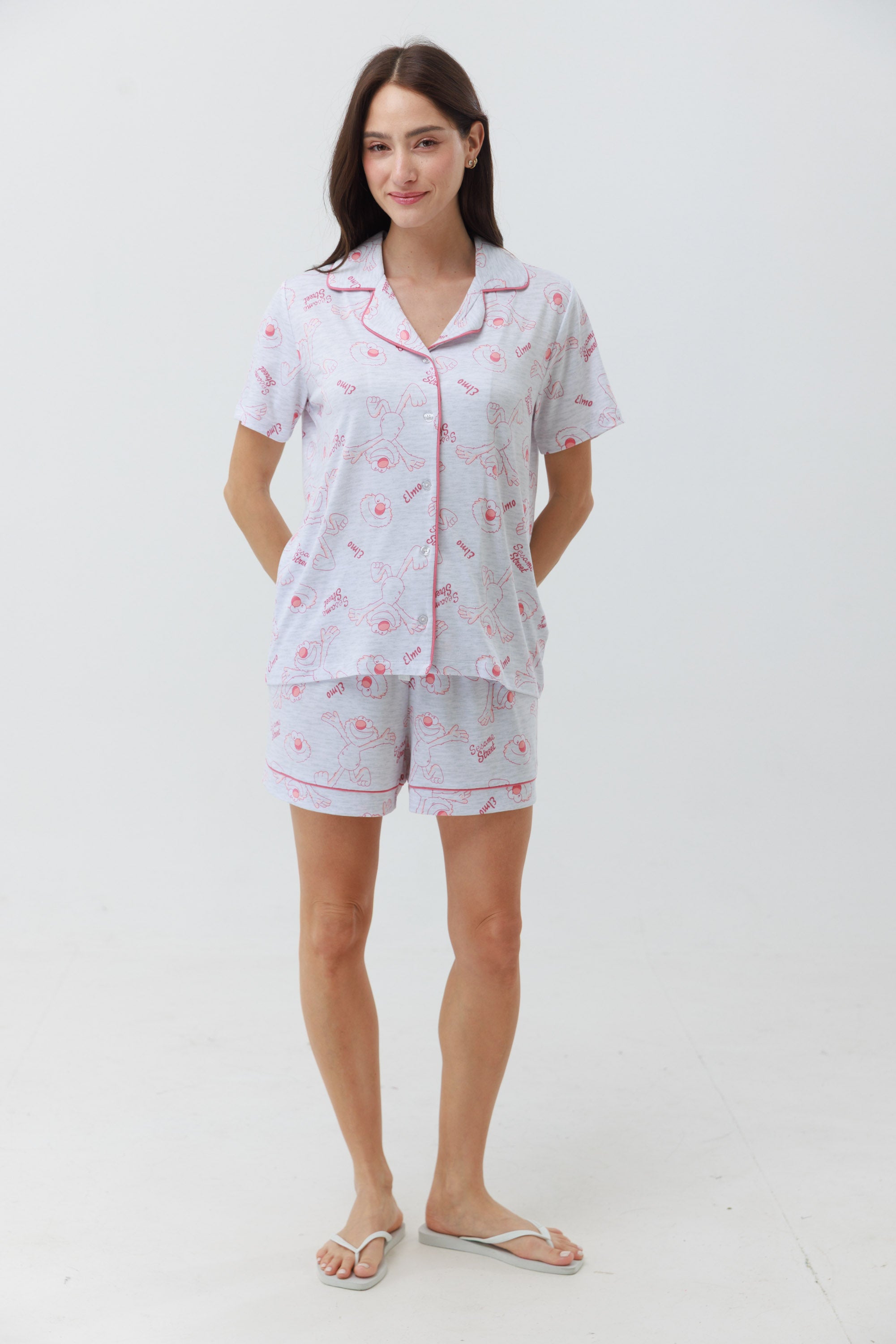Yummy Print – פיג'מת סומסום לנשים מכופתרת מכנס קצר