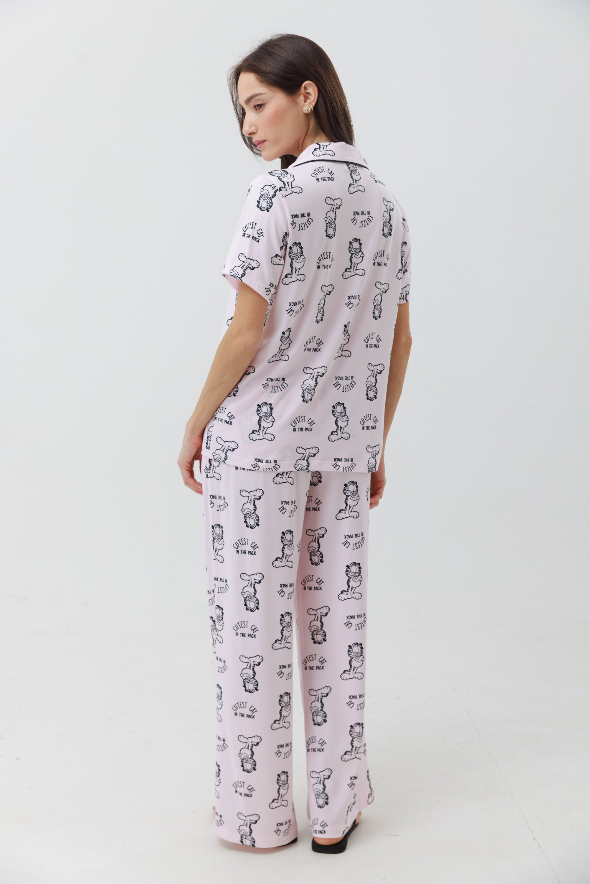 סט פיג'מה יאמי מכופתרת  גרפילד מכנס ארוך - Image 3