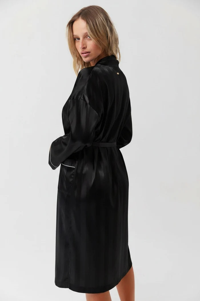 Satin Jacquard – חלוק סאטן יוקרתית - Image 2